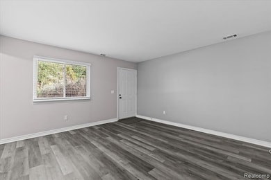50014 S Jimmy Ct unit 174, Chesterfield, MI 48047 - photo 5
