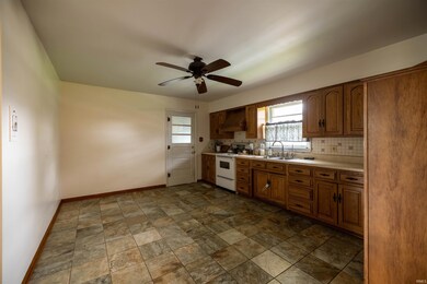 1201 W Yale Ave, Muncie, IN 47304 - photo 7