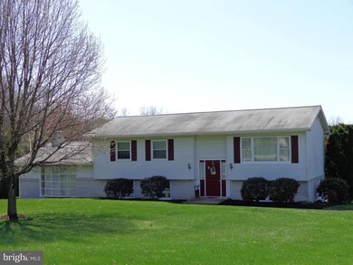 60 Eisenhauer Rd, Myerstown, PA 17067 - photo 2