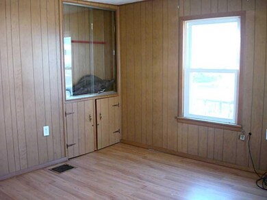 14 Maple St, Muse, PA 15350 - photo 7