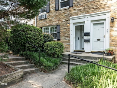 979 St Marys St unit 6, Raleigh, NC 27605 - photo 3