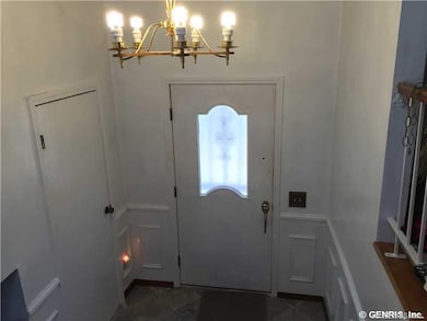Foyer.