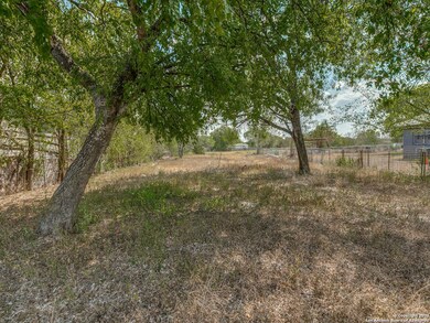 116 W Ansley St, San Antonio, TX 78221 - photo 2