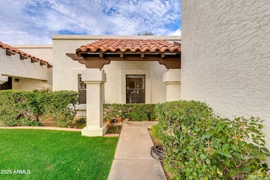 9322 E Jenan Dr, Scottsdale, AZ 85260 - photo 7