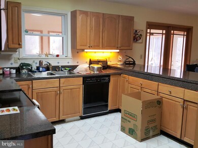 708 Monument Dr, Montross, VA 22520 - photo 4