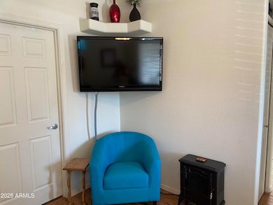 2070 W Klamath Ave, Apache Junction, AZ 85119 - photo 4