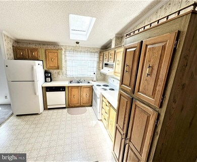 194 Edward Ln, Lothian, MD 20711 - photo 6