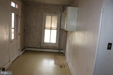 39 East Ave, Hagerstown, MD 21740 - photo 6