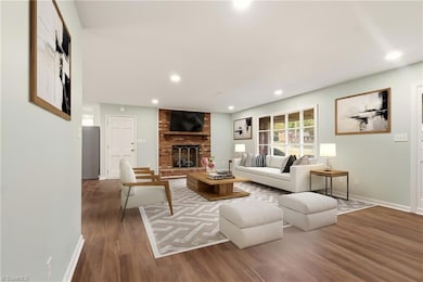 530 Brett Dr, Kernersville, NC 27284 - photo 5