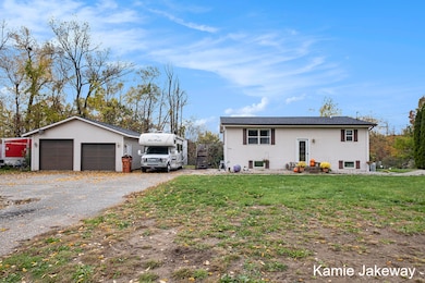 8395 Mcarthur Ave NE, Belding, MI 48809 - photo 7