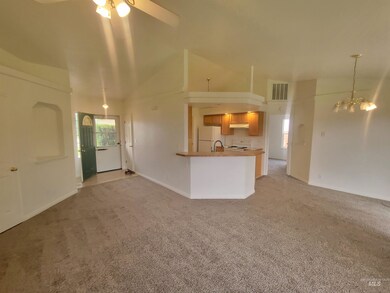 522 S Valley Dr, Nampa, ID 83686 - photo 3