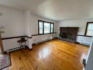325 River St, Halifax, MA 02338 - photo 4