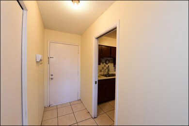 10261 Renfrew Dr, El Paso, TX 79925 - photo 5