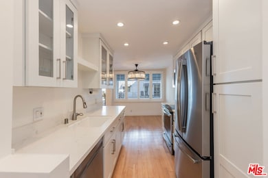 8535 W West Knoll Dr unit 109, West Hollywood, CA 90069 - photo 5