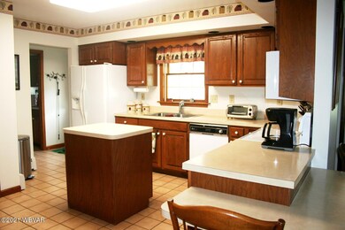 15 Country Ln, Muncy, PA 17756 - photo 2