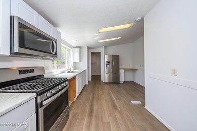 2930 E Cottonwood Club Ln, Tucson, AZ 85706 - photo 7