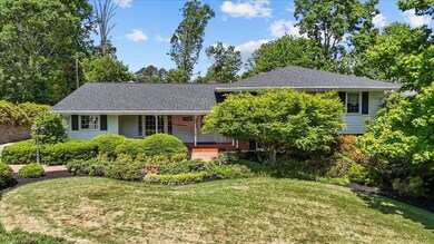 224 Sheffield Rd, Greer, SC 29651 - photo 3