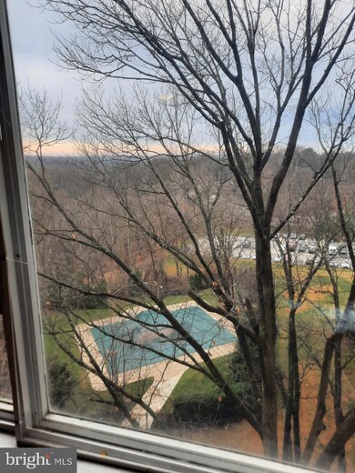 Radnor House unit 819, Bryn Mawr, PA 19010 - photo 6