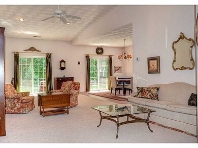 87 Orchard Meadows Dr, Smithfield, RI 02917 - photo 4