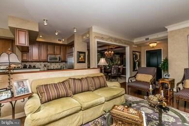 717 President St, Baltimore, MD 21202 - photo 4