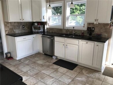 Brad_kitchen_2