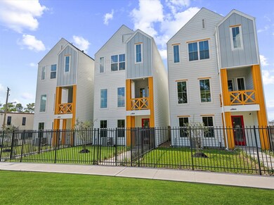 1802 Del Norte St unit A, Houston, TX 77018 - photo 2