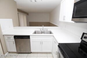 1021 Abada Ct NE unit 102, Palm Bay, FL 32905 - photo 7