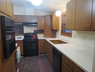 2039 Riverside Dr, Sault Sainte Marie, MI 49783 - photo 7