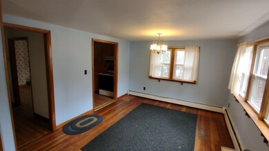 07 dining entry 2