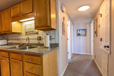 1500 Carolina Beach Ave Kitchen
