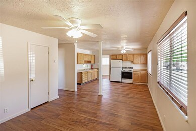 1703 Mason Dr, Alamogordo, NM 88310 - photo 3