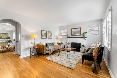 581 Moler Street (Interior)-1