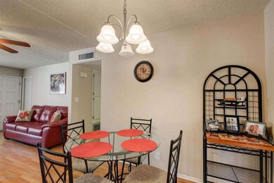 Dining area 2(14)