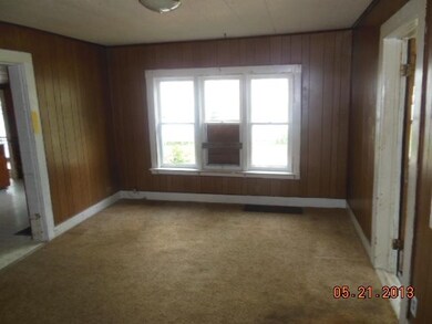 245 Franklin St, Evansville, WI 53536 - photo 2