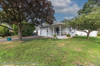 03-806BartonAve0010