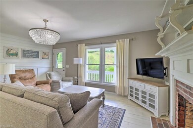 1430 Cranberry Springs Rd, Fleetwood, NC 28626 - photo 6