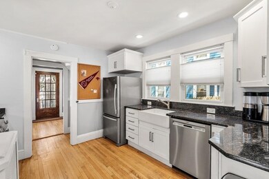 7 Sherwood St, Roslindale, MA 02131 - photo 6