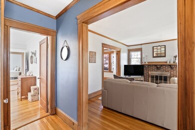 226 Trapelo Rd unit 1, Belmont, MA 02478 - photo 2