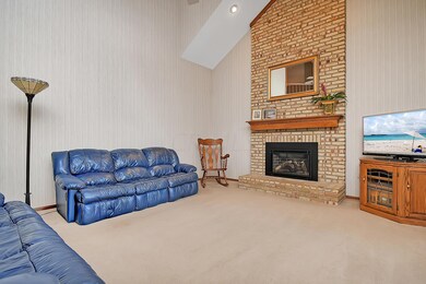 12618 Wheaton Dr-15