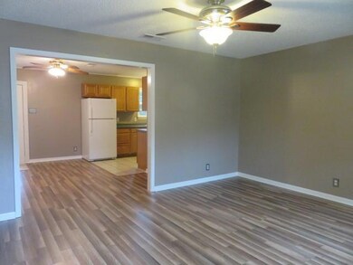 400 W Bullock St, Denison, TX 75020 - photo 5