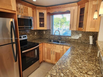 Garden Lake Towers unit 214, Miami, FL 33184 - photo 4