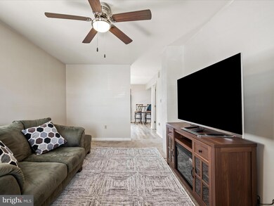 210 S George St, Ranson, WV 25438 - photo 7