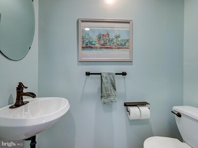 4564 Par Ct, Center Valley, PA 18034 - photo 5