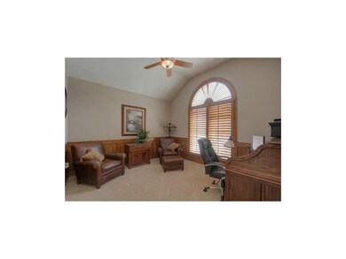 5640 Legler St, Shawnee, KS 66217 - photo 4