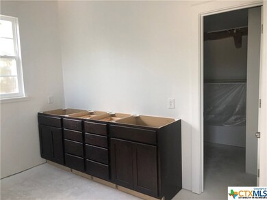 5129 Goliad Dr, Temple, TX 76502 - photo 5