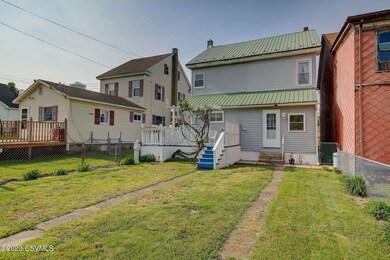 1234 W Montgomery St, Coal Township, PA 17866 - photo 5