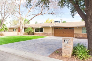 10th Ave House |  Round Lens Photography