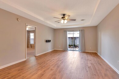 7_F8_2278HarlanAvenue_007