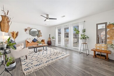 420 NW 7th St, Bentonville, AR 72712 - photo 5