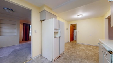 322 S Ledbetter St, Kennewick, WA 99336 - photo 7